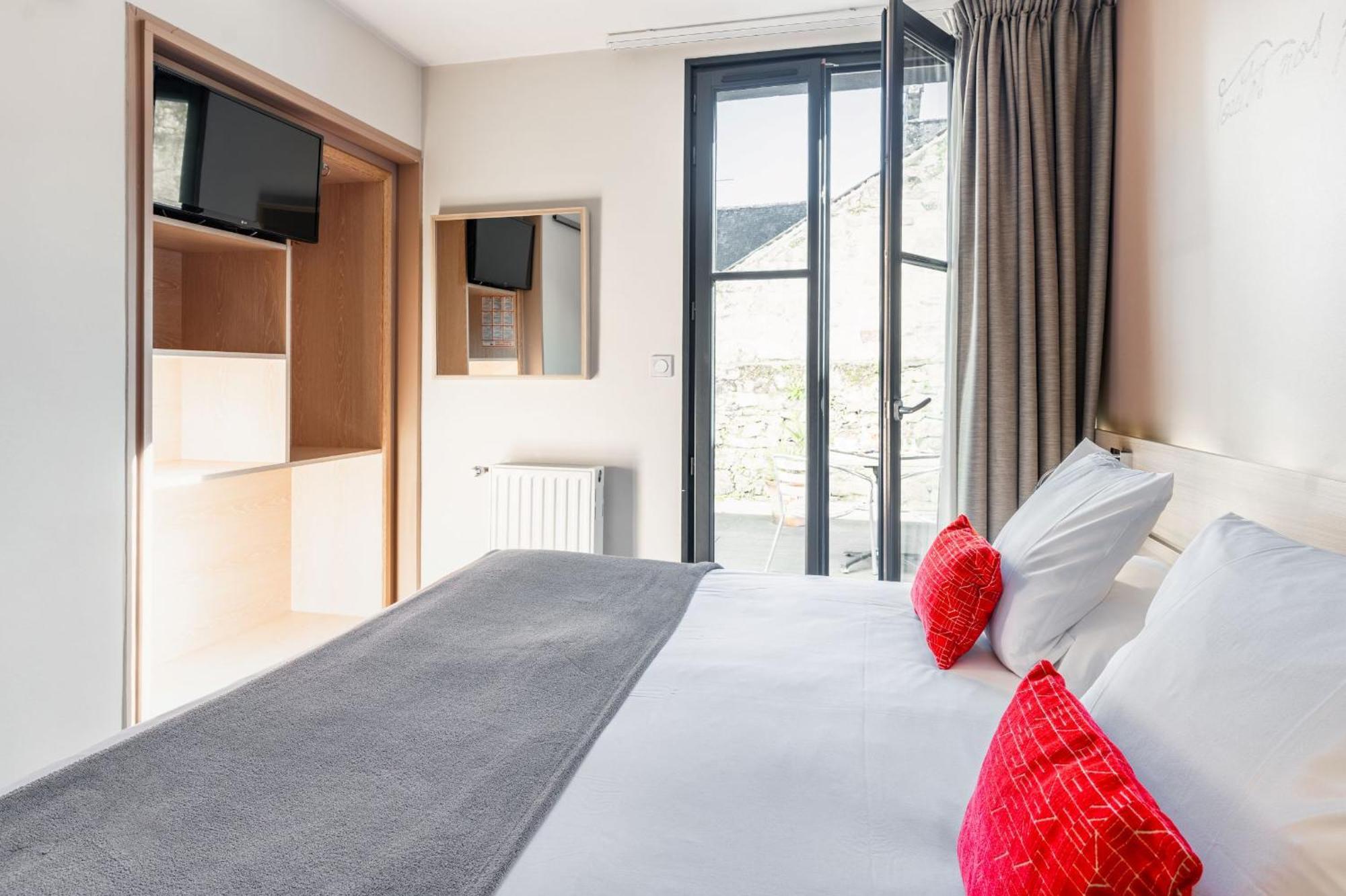 Hotel Du Chateau Dinan - Originals Boutique Bagian luar foto