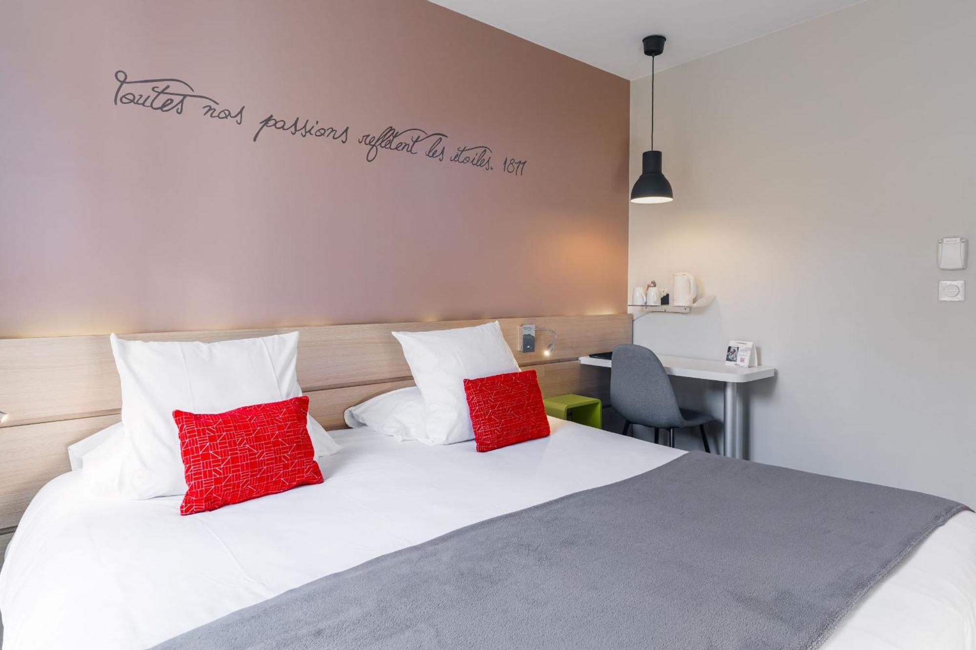 Hotel Du Chateau Dinan - Originals Boutique Bagian luar foto